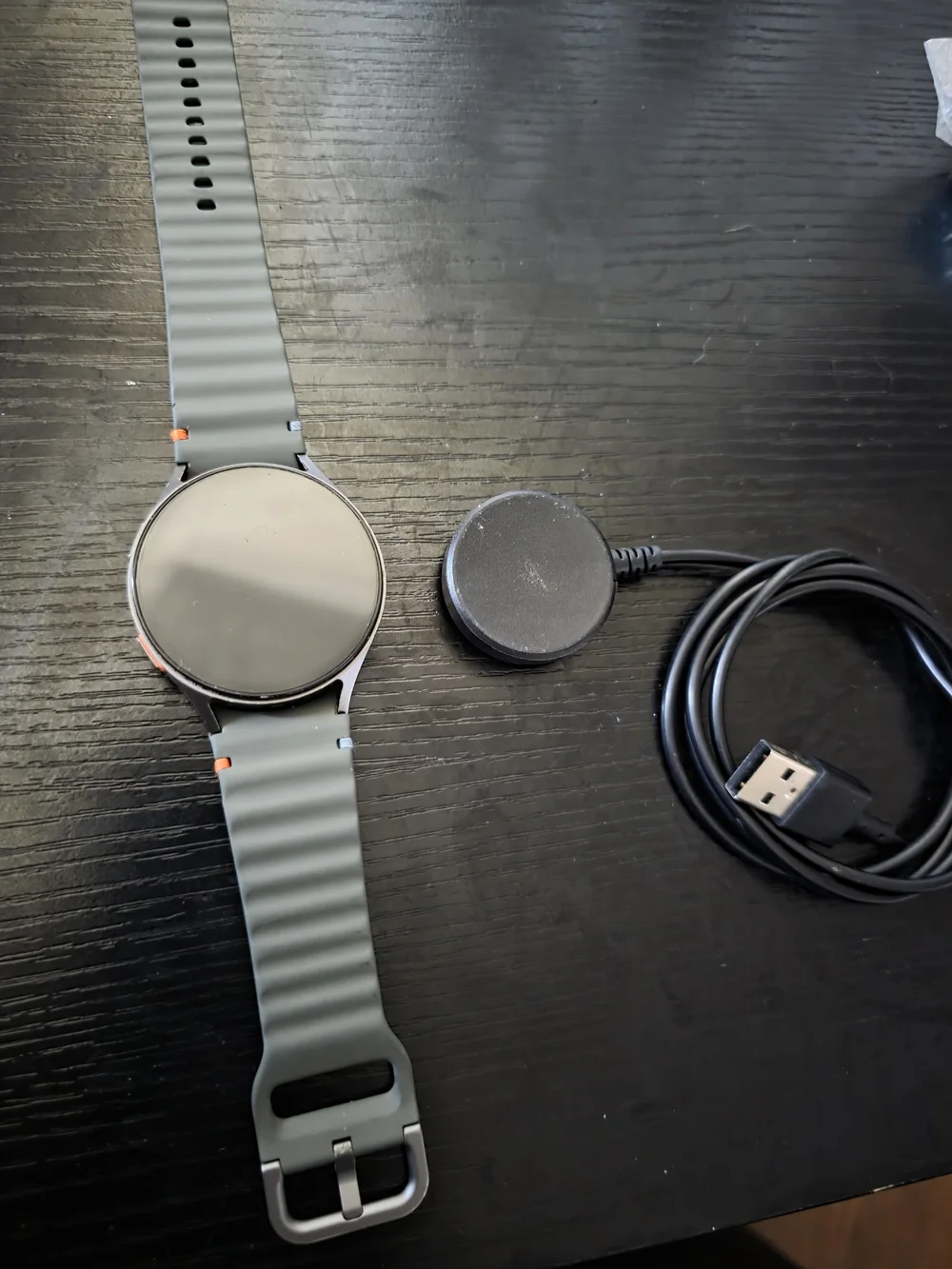 Green/gray  Silicone Smartwatch with Magnetic Charger And Box